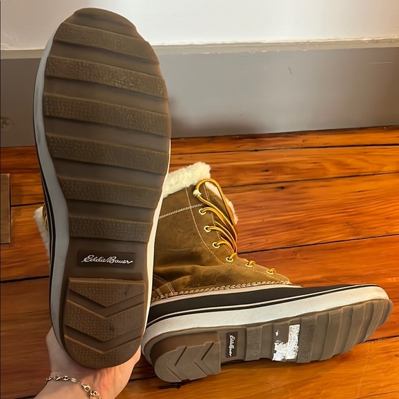 Eddie Bauer Brown and Black Winter Boots - Picture 5 of 6
